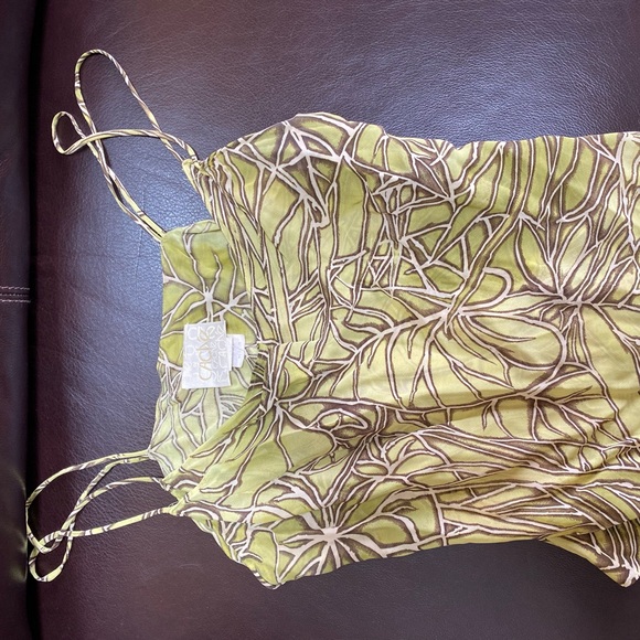 Green 3 piece skirt, top, wrap (cache) - Picture 3 of 8